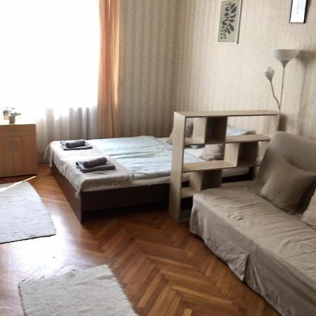 Cozy Flat At Stadionok M Station Budapest Eksteriør billede