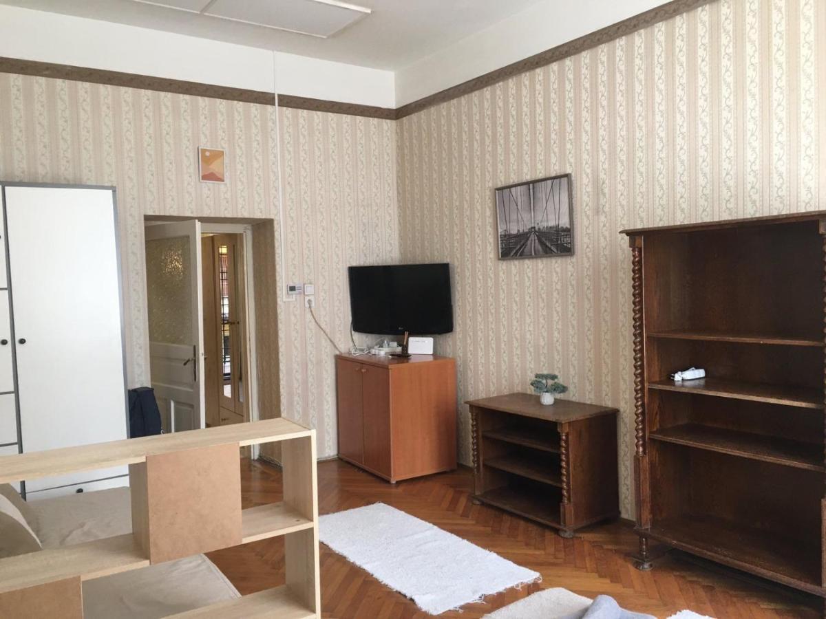 Cozy Flat At Stadionok M Station Budapest Eksteriør billede